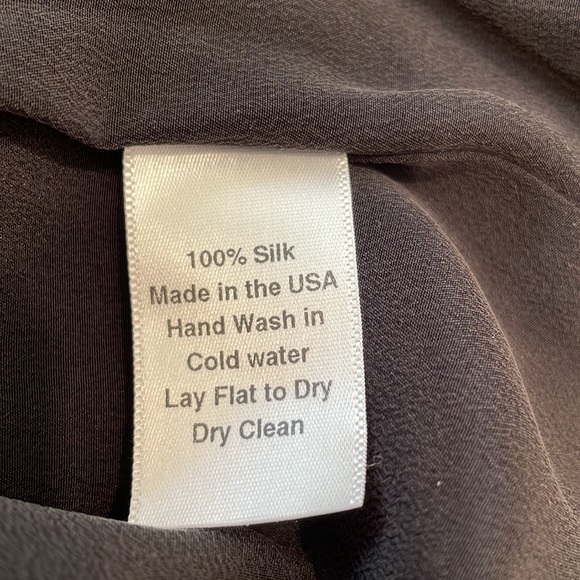 THE PODOLLS black silk cami top in XS, NWT - Picture 8 of 14